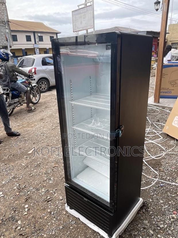 TCL 325l Professional Beverage Display Fridge Super Cold, Super Clean · Photo 1