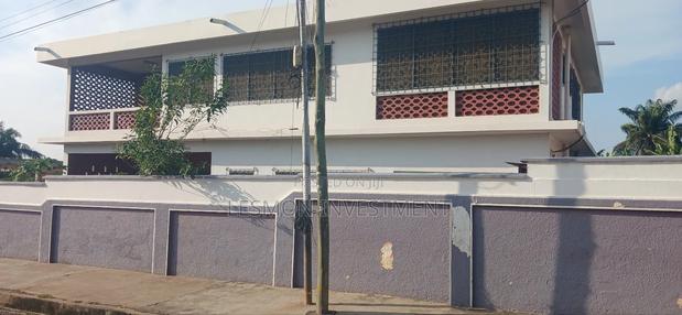14 Bedrooms Commercial Property for Rent at Accra New Town · Photo 1