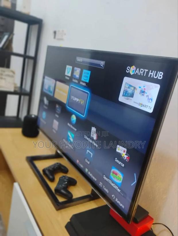 Samsung Smart TV 50 Inches. Spoilt Screen · Photo 5