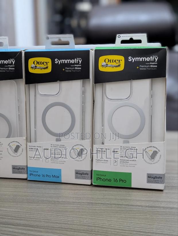 Otterbox iPhone 16 Pro Max Symmetry Clear Case + Premium Glass Magsafe · Photo 1