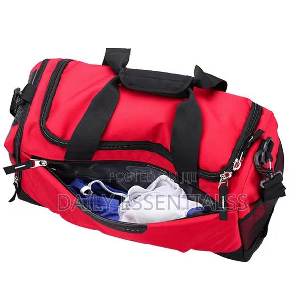 Durable Gym Bag With Shoe Pocket – Unisex · Photo 1