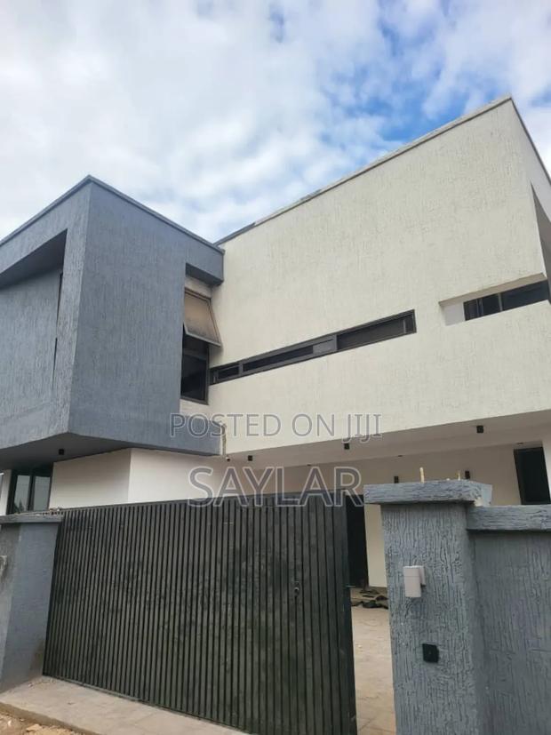 Furnished 4bdrm Duplex in Enjoy Estates, Tema Metropolitan for sale · Photo 1