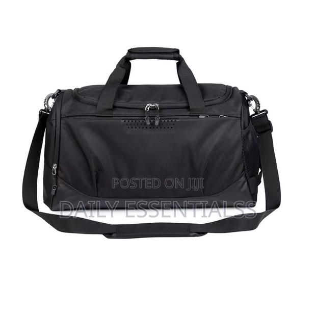 Stylish Training Bag – Large Capacity · Photo 2