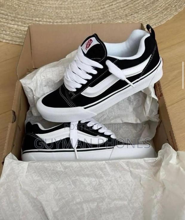 Classic Low-top Vans