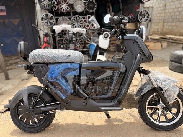 New Motorcycle 2024 Black · Photo 1