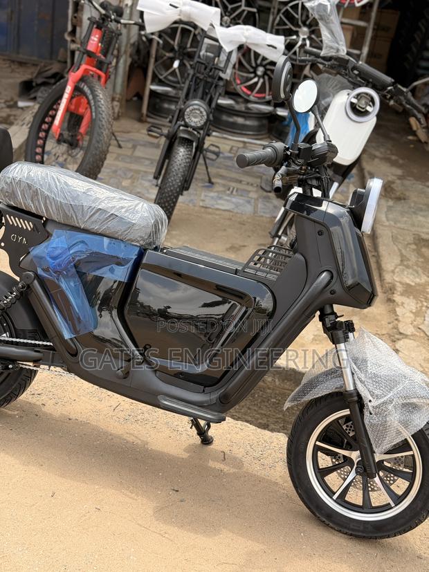 New Motorcycle 2024 Black · Photo 5