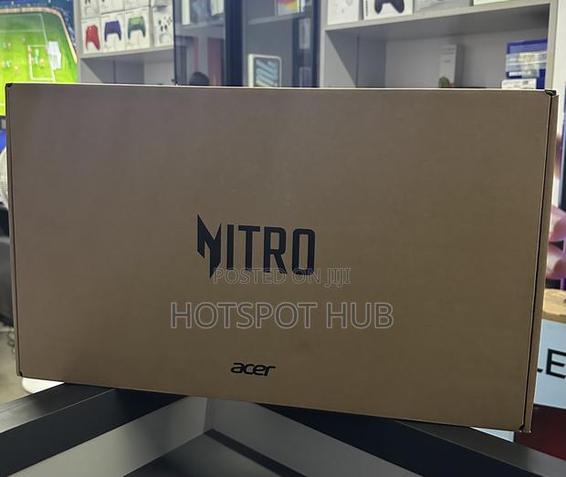 New Laptop Acer 16GB Intel Core 7 SSD 1T · Photo 1