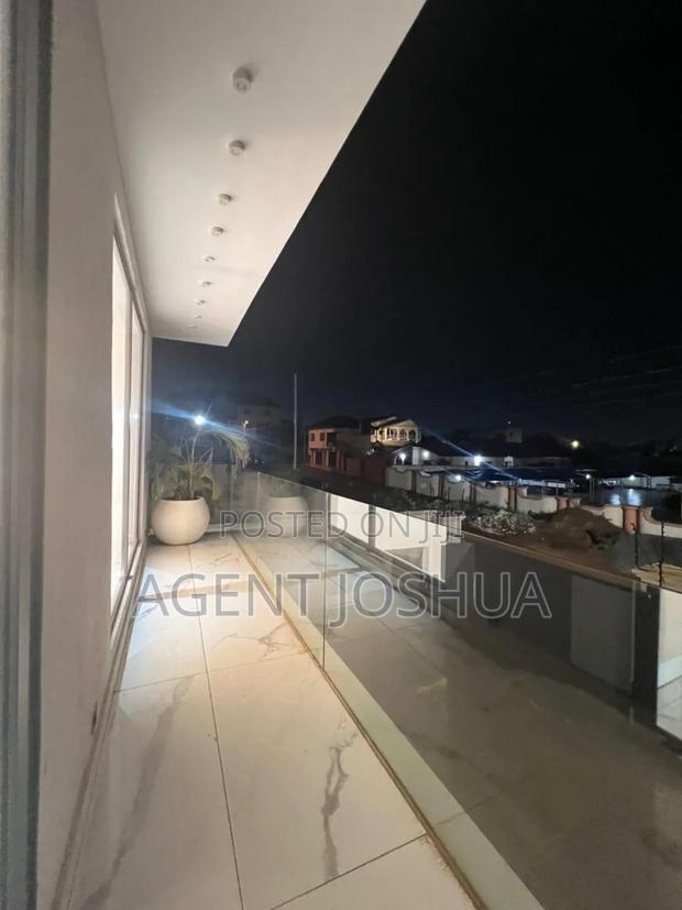 4bdrm House in East Legon for sale · Photo 3