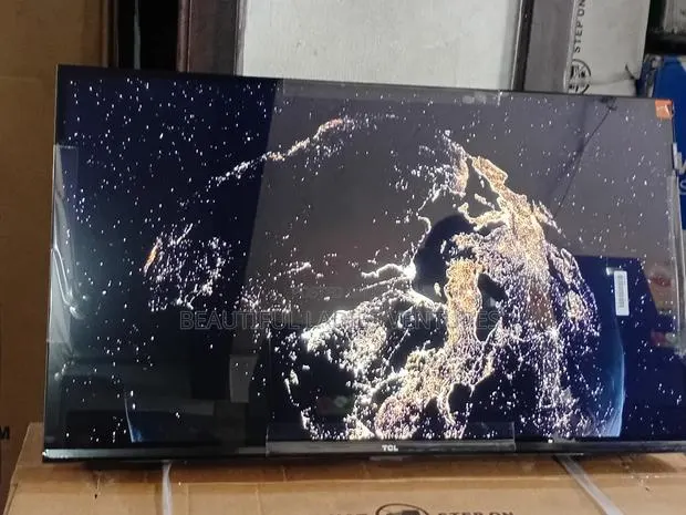 TCL 32-Inch Television – Compact, Stylish Reliable · Photo 1