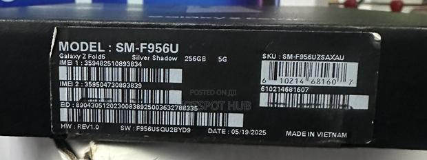 New Samsung Galaxy Z Fold6 256 GB Silver · Photo 2