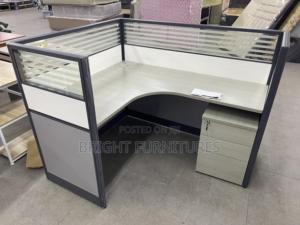 Works Station · Photo 4