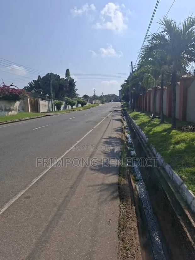 2plots of Land at North Legon,Kofi Annan Avenue for Sale · Photo 3