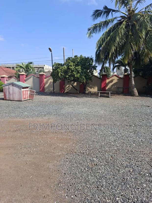 2plots of Land at North Legon,Kofi Annan Avenue for Sale · Photo 5
