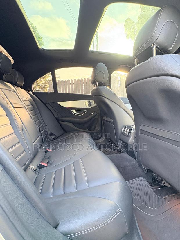 Mercedes-Benz C-Class C 450 AMG 4MATIC (W205) 2019 Gold · Photo 5