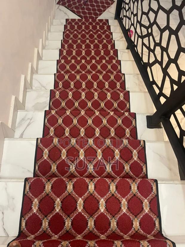 Stair Runner Carpet · Photo 1