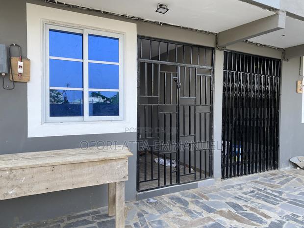 1bdrm Room & Parlour in Pokuasi Fise, Pokuase for rent · Photo 2