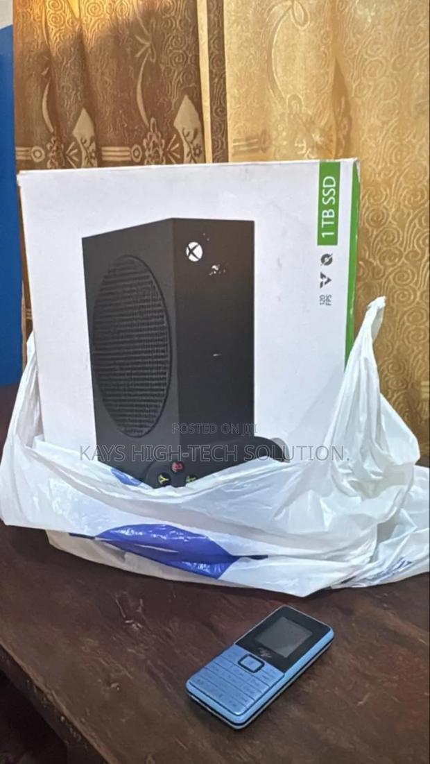 Xbox Series S 1tb Black Edition · Photo 2