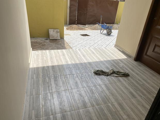 1bdrm Room & Parlour in Pokuasi Amanfrom, Pokuase for rent · Photo 6