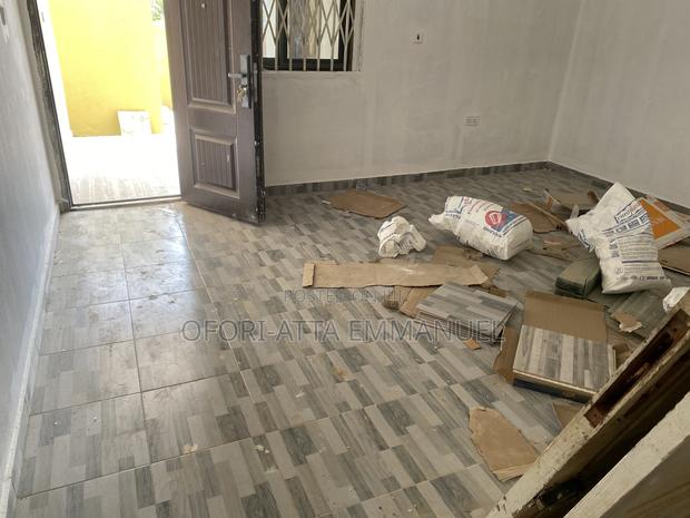 1bdrm Room & Parlour in Pokuasi Amanfrom, Pokuase for rent · Photo 8