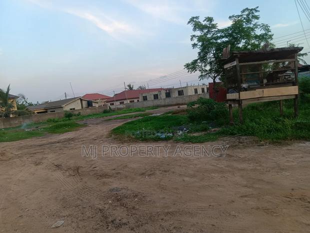 Land for Sale · Photo 3