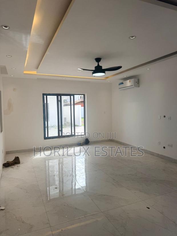 3bdrm Townhouse/Terrace in West Trassaco, Greater Accra for sale · Photo 4