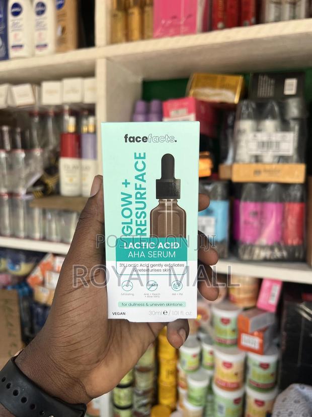 Face Facts Serum · Photo 7