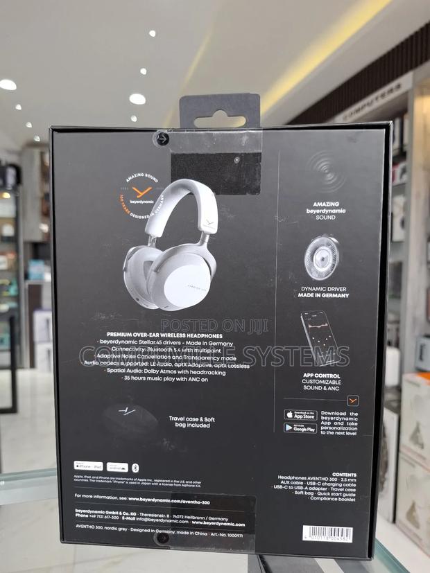 Aventho 300 Over-Ear Wireless Headphones · Photo 3