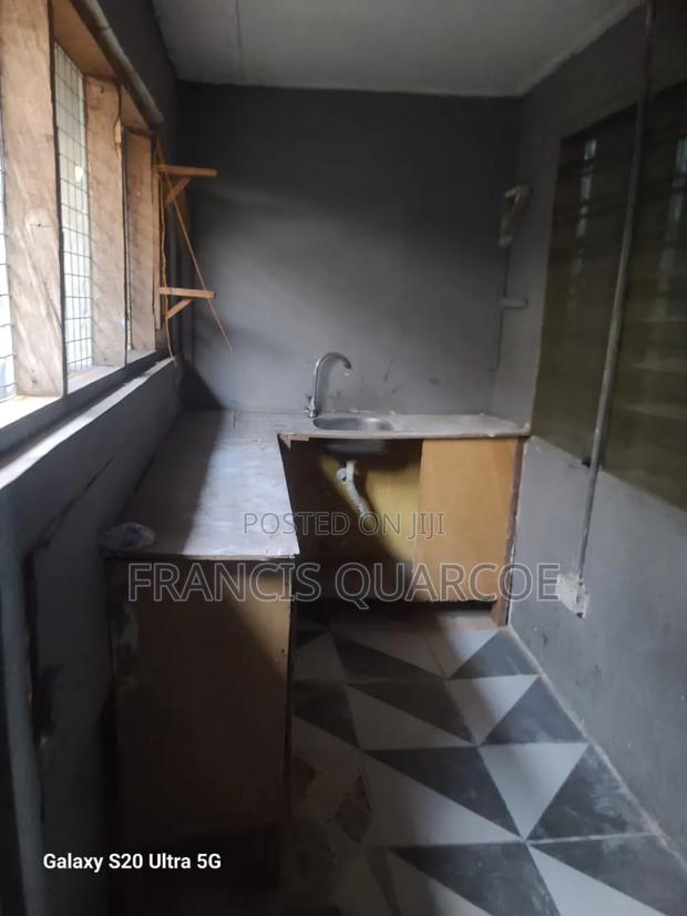 1bdrm Room & Parlour in Paradise Estates, Pillar 2 for rent · Photo 4