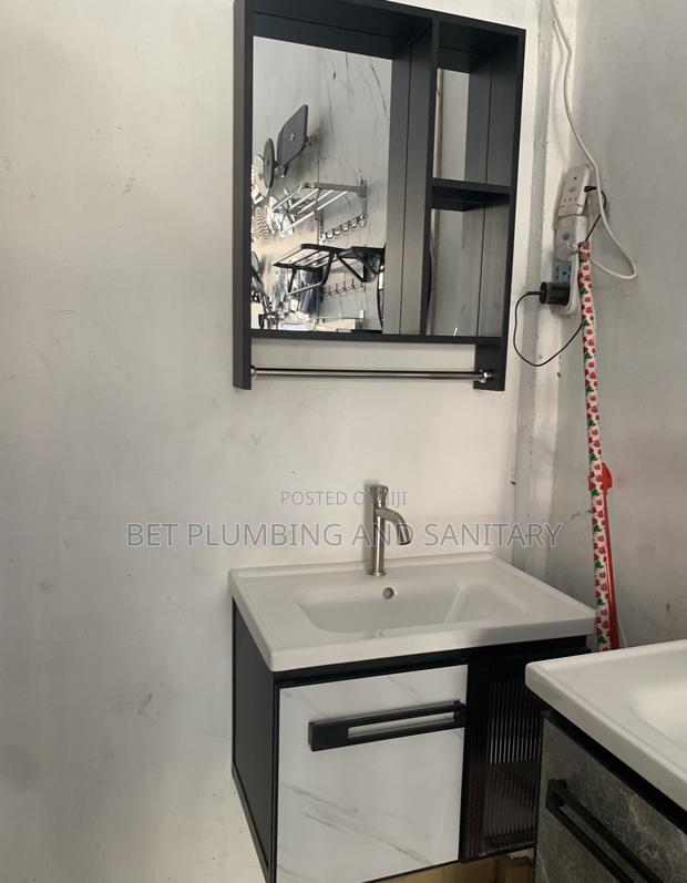 Black and White Cabinet Basin With Mirror_wash Hand Cabinet Basin · Photo 1