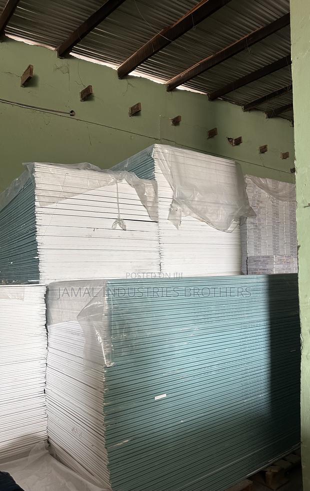 Moisture Resistant Plasterboards Knauf Green Board · Photo 1