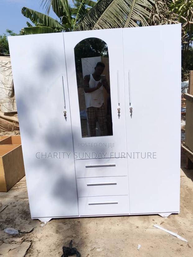 Pure White Wardrobe · Photo 3