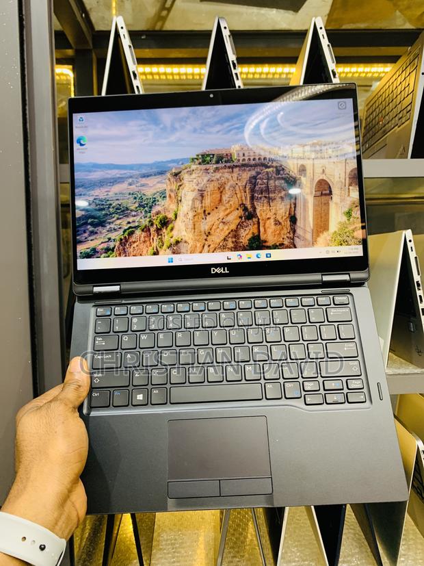 Laptop Dell Latitude 7389 8GB Intel Core i5 SSD 256GB · Photo 2