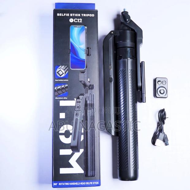 Selfie Sticks Tripod Stand · Photo 2