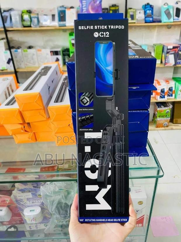 Selfie Sticks Tripod Stand · Photo 3