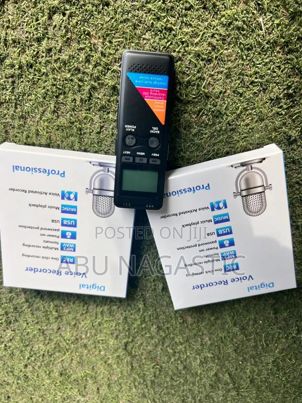 Digital Voice Recorder · Photo 3