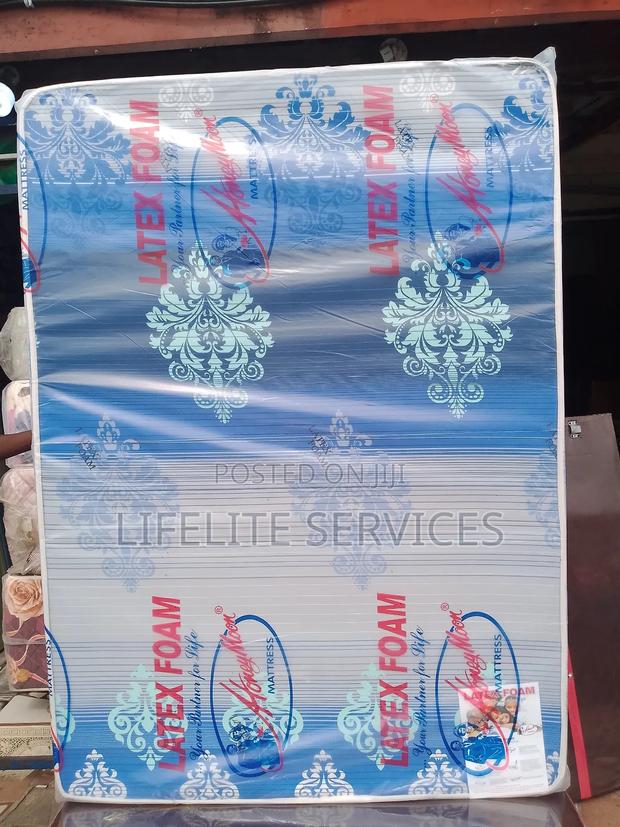 12" Large Mattress/High Density - Latex Foam · Photo 2