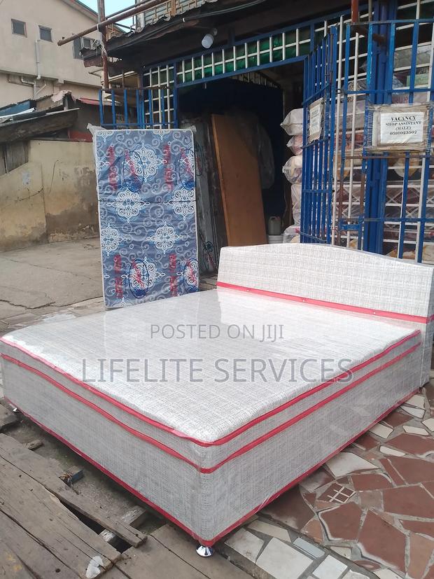 Simple Foam Inbuilt Bed ~Queen Size · Photo 1