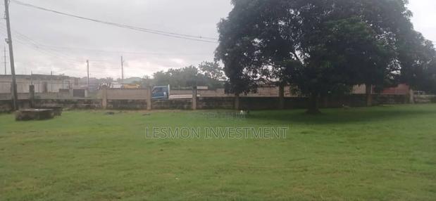 3.5 Acre Land for Sale at Nsawam- Acccra Road · Photo 2