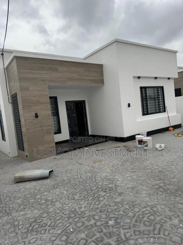 3bdrm House in Spintex for sale · Photo 6