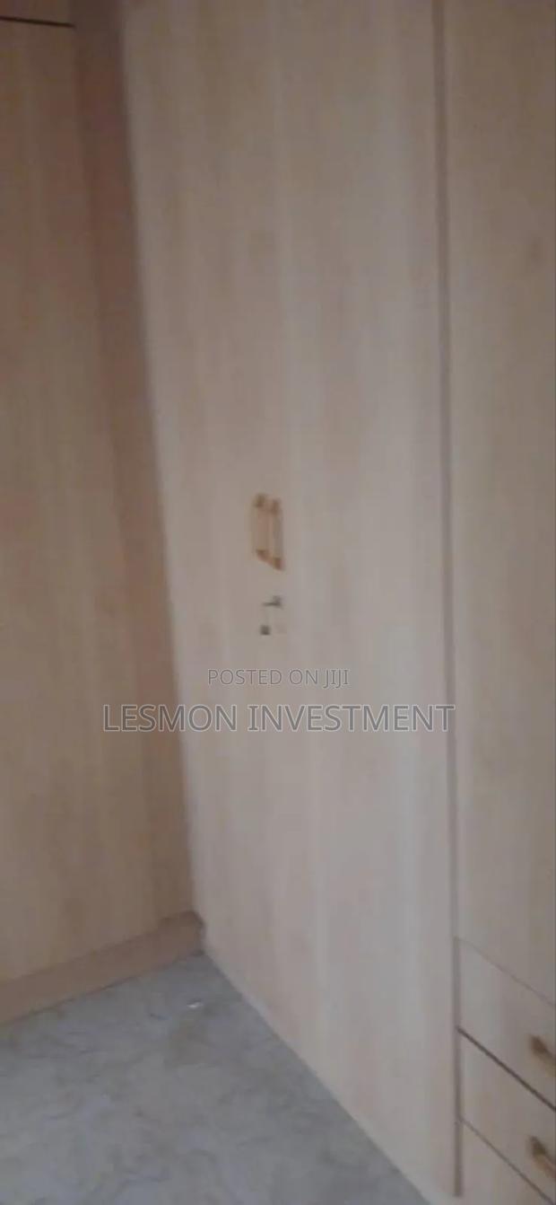 3bdrm Duplex in Spintex for sale · Photo 7