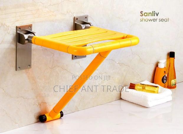 Bathroom Safety Seats. Adjustable · Photo 2