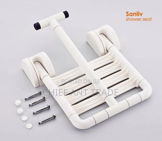 Bathroom Safety Seats. Adjustable · Photo 3