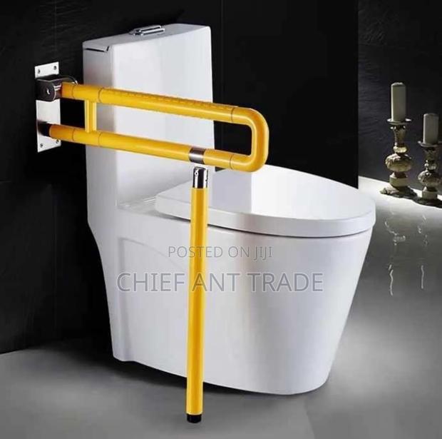 Classy Combined Toilet Seat. Wc Water Closet 3225/6224 · Photo 1