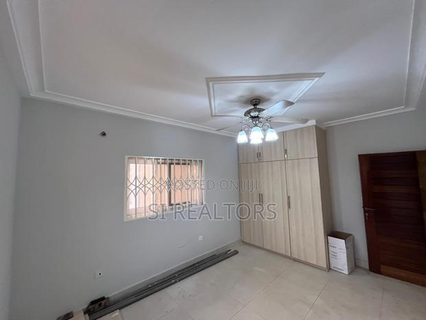 4bdrm Duplex in East Legon, Adjiriganor for rent · Photo 8