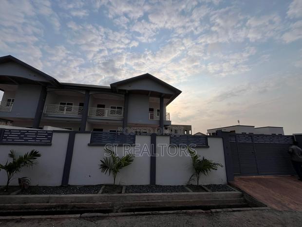 4bdrm Duplex in East Legon, Adjiriganor for rent · Photo 2