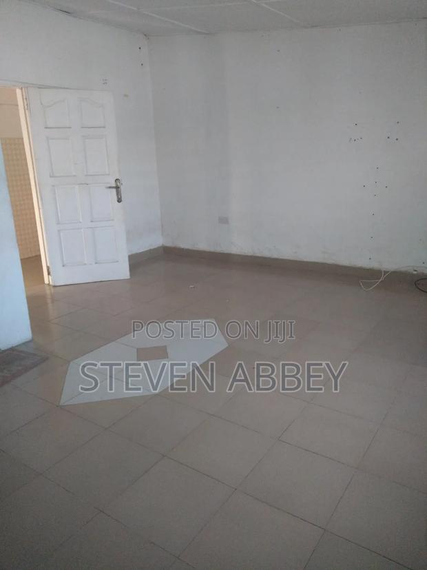 1bdrm Apartment in Adom Agency, Teshie for rent · Photo 4