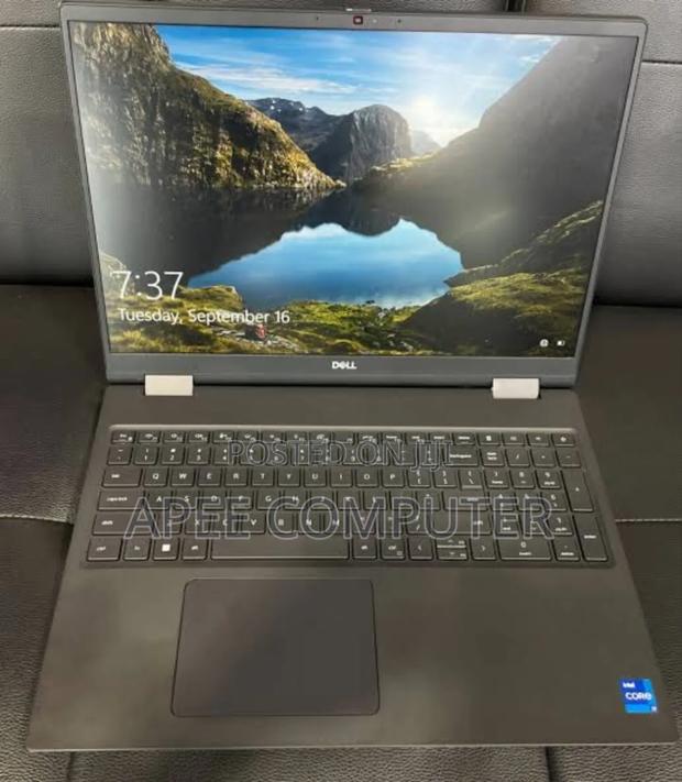 Laptop Dell Precision 7670 32GB Intel Core i7 SSD 1T · Photo 1