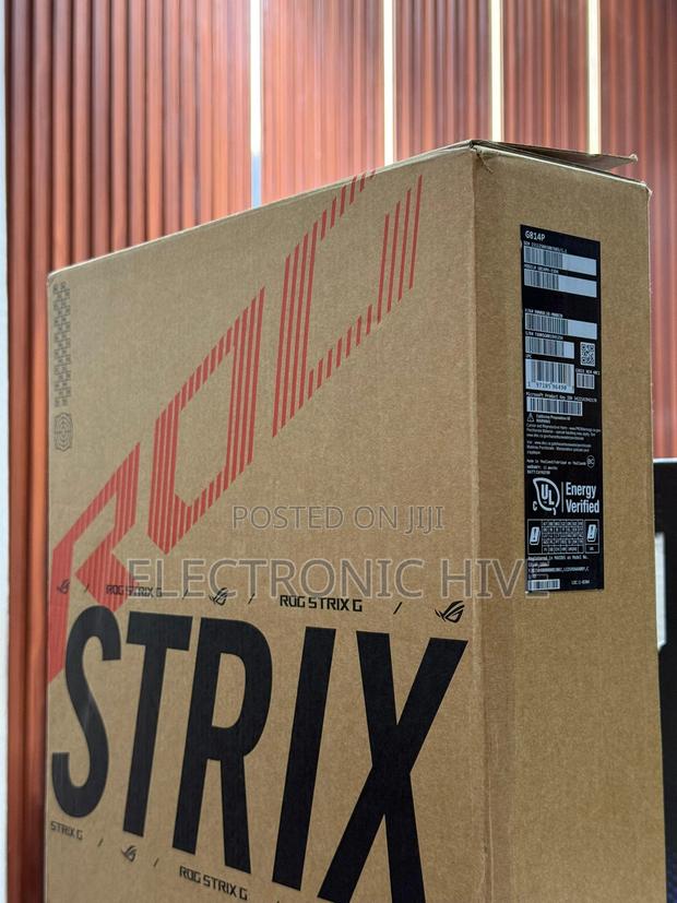 Laptop Asus 16GB AMD Ryzen 9 SSD 1T · Photo 3