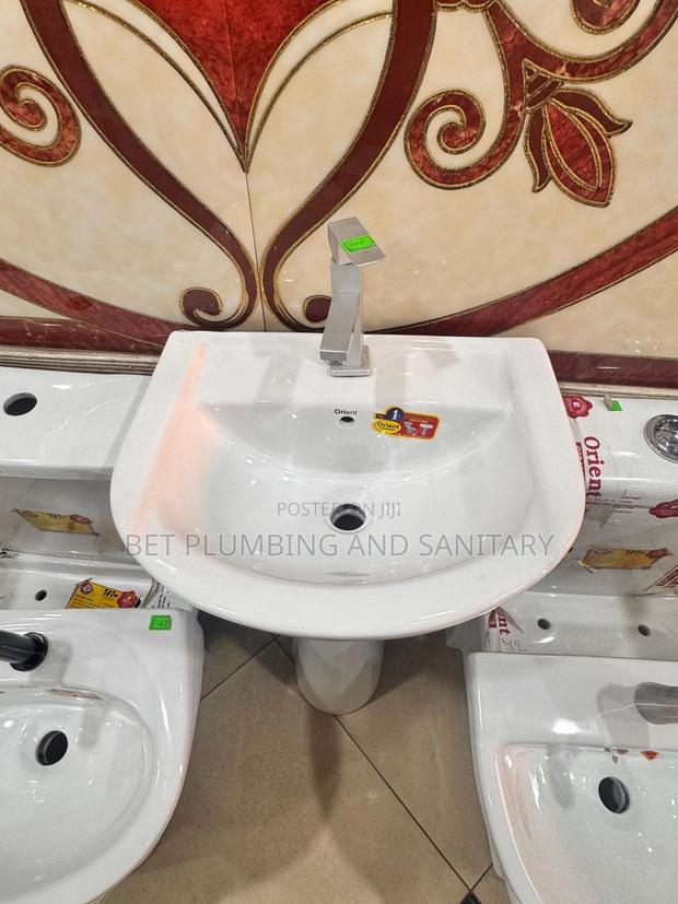 Frencia Round Basin And Stand_wash Hand Basin With Pedestal · Photo 1