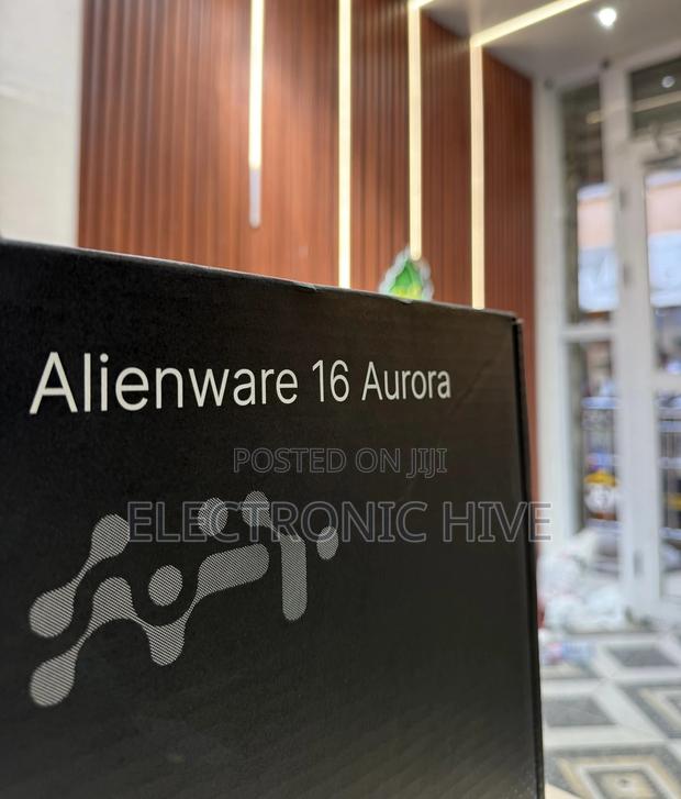 New Laptop Dell Alienware 16 Aurora 16GB Intel Core 7 SSD 1T · Photo 1